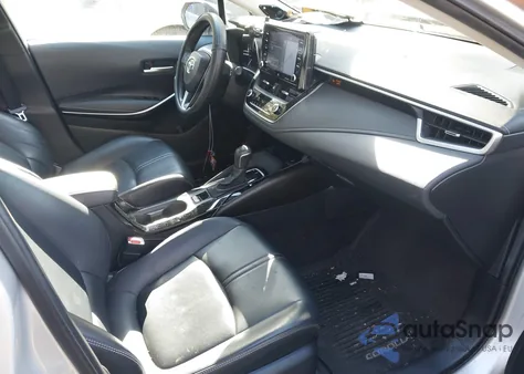 2020 Toyota Corolla Xle z USA, uszkodzony, nr VIN 5YFFPRAE8LP051440